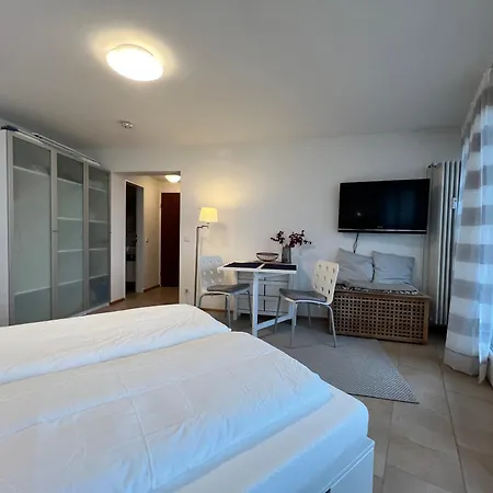 Kleines Seeapartment